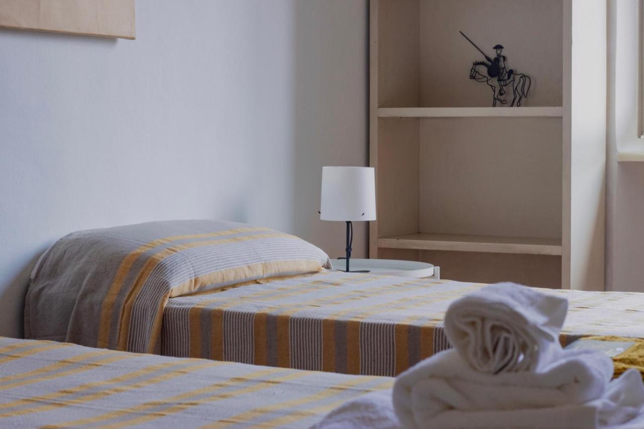 Casa D'Artista - Charming Apartment + Parking Turim Exterior foto